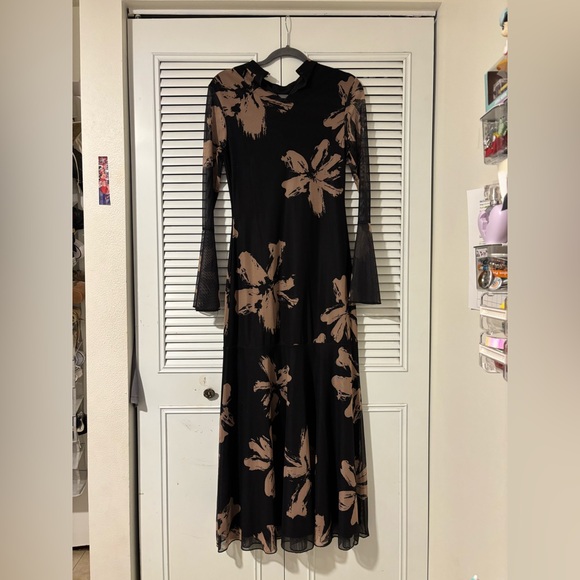 Black mesh floral dress with beige flowers long sleeve maxi women’s SML NWOT - Picture 7 of 13